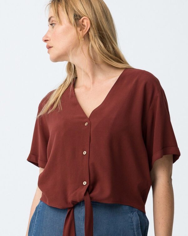 Blusa Burdeos BONNIE (Tiffosi)