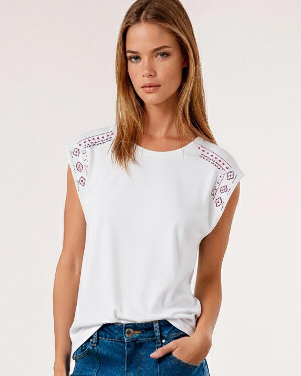 Camiseta CLEO (Dandara)